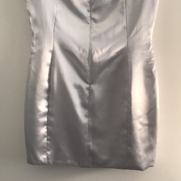 Haiying Snider, Size 4 Metallic Gray 100% Silk Mini Dress - Picture 9 of 12